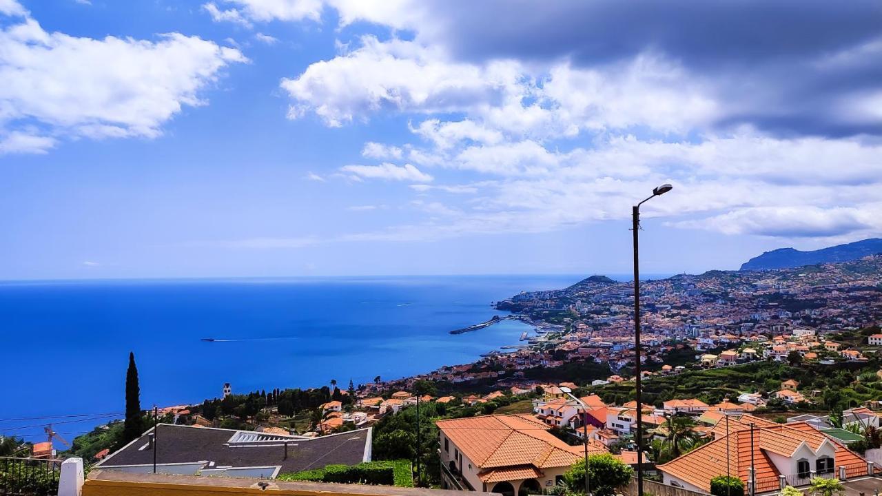 Casa Gina, With Views To Funchal Bay Vila Exterior foto